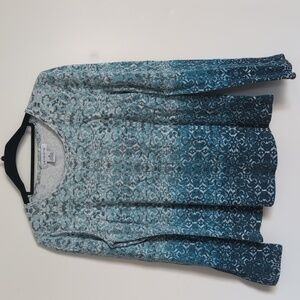 Liz Claiborne long sleeved top